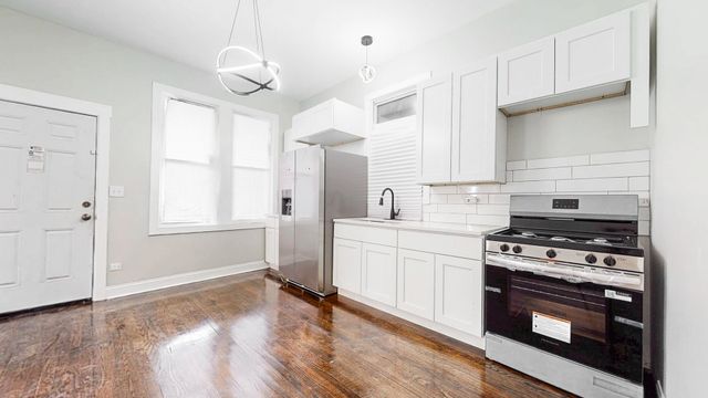 6137 S Morgan Street, Chicago, IL 60621