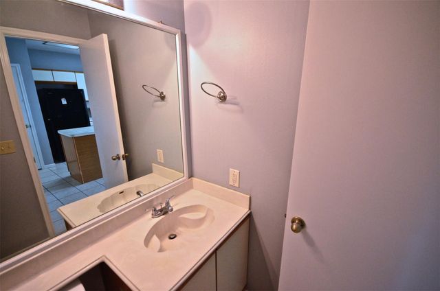 2910 Grants Lake Boulevard 601, Sugar Land, TX 77479