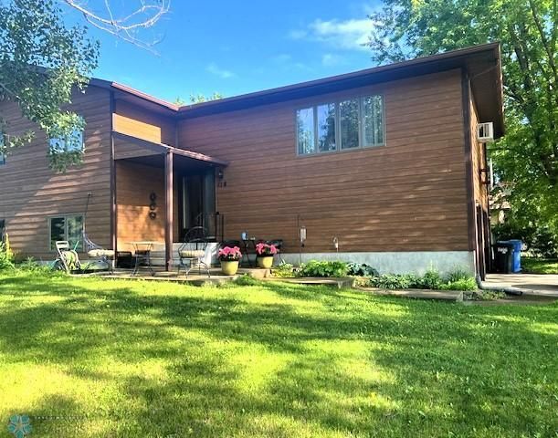 118 36th Avenue N, Fargo, ND 58102