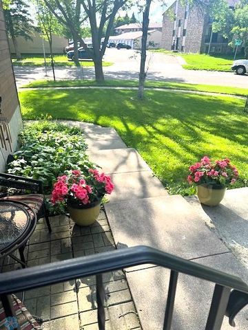 118 36th Avenue N, Fargo, ND 58102