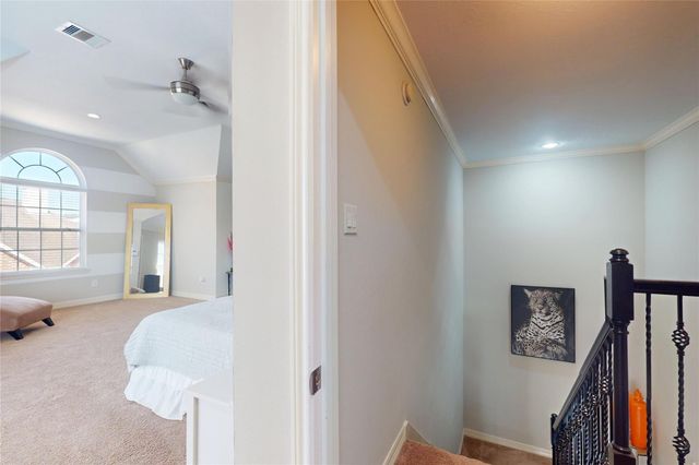 6222 Skyline Drive 17, Houston, TX 77057