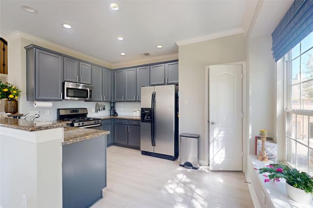 6222 Skyline Drive 17, Houston, TX 77057