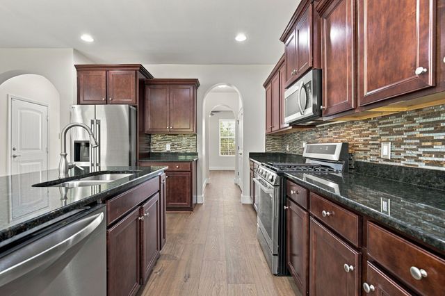 2160 Hickory Brook Dr, Hermitage, TN 37076