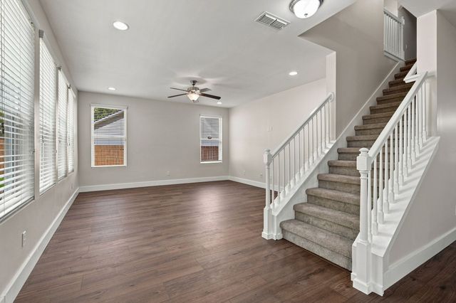 2160 Hickory Brook Dr, Hermitage, TN 37076