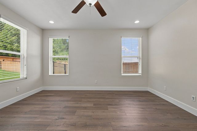 2160 Hickory Brook Dr, Hermitage, TN 37076