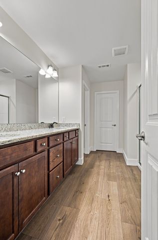 2160 Hickory Brook Dr, Hermitage, TN 37076