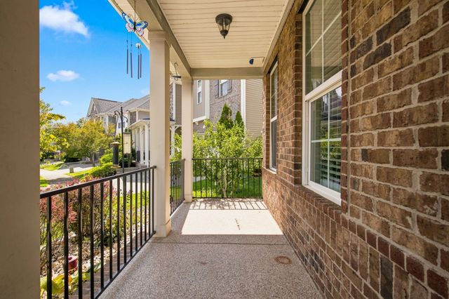 2160 Hickory Brook Dr, Hermitage, TN 37076
