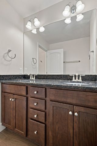 2160 Hickory Brook Dr, Hermitage, TN 37076