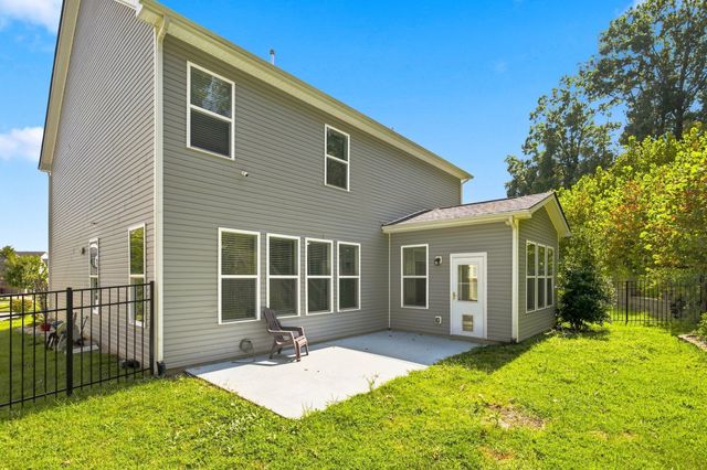 2160 Hickory Brook Dr, Hermitage, TN 37076