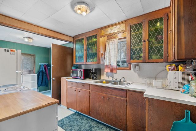 110 E Weston St, Other, WA 99335