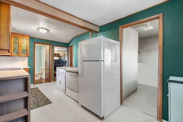 110 E Weston St, Other, WA 99335