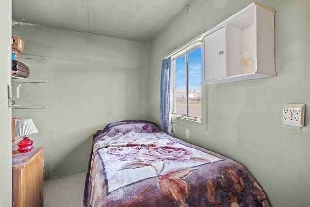 110 E Weston St, Other, WA 99335