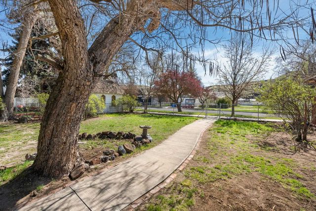 110 E Weston St, Other, WA 99335