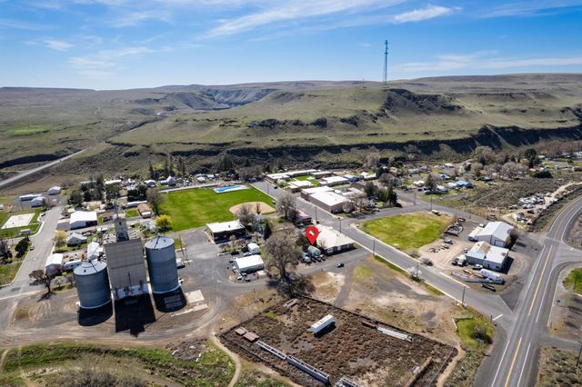 110 E Weston St, Other, WA 99335