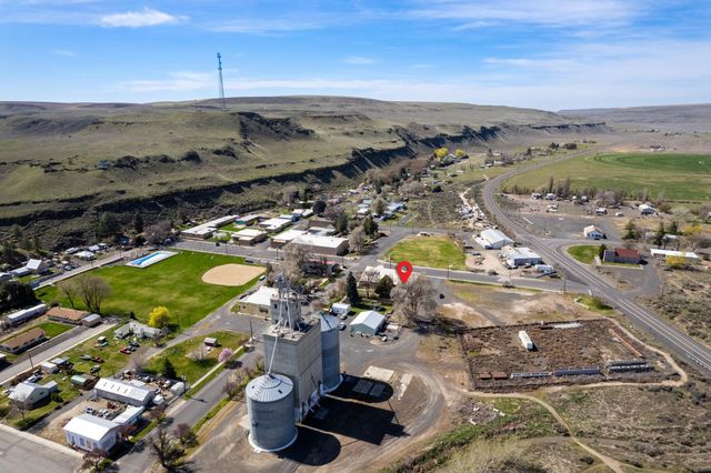 110 E Weston St, Other, WA 99335