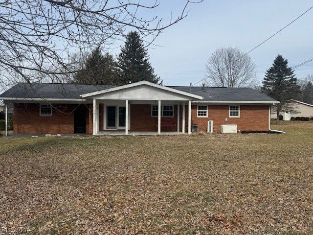 1050 Lake View Drive, Zanesville, OH 43701