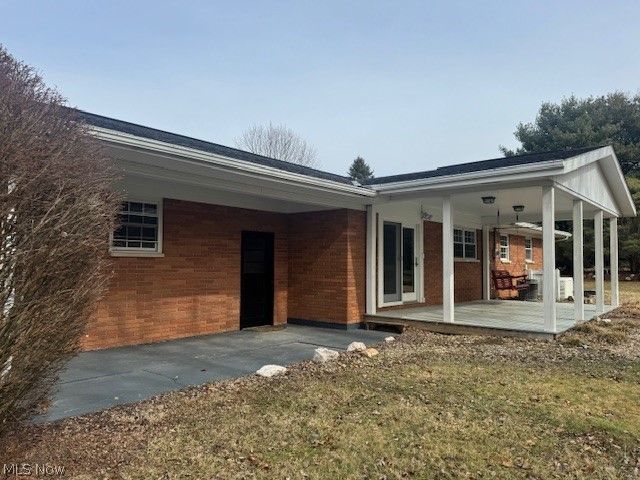 1050 Lake View Drive, Zanesville, OH 43701