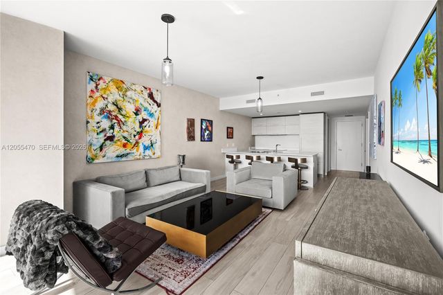 1300 S Miami Ave 3303, Miami, FL 33130