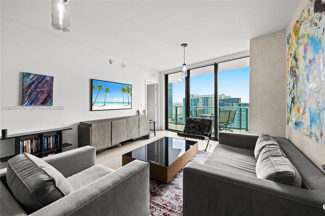 1300 S Miami Ave 3303, Miami, FL 33130