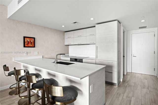 1300 S Miami Ave 3303, Miami, FL 33130