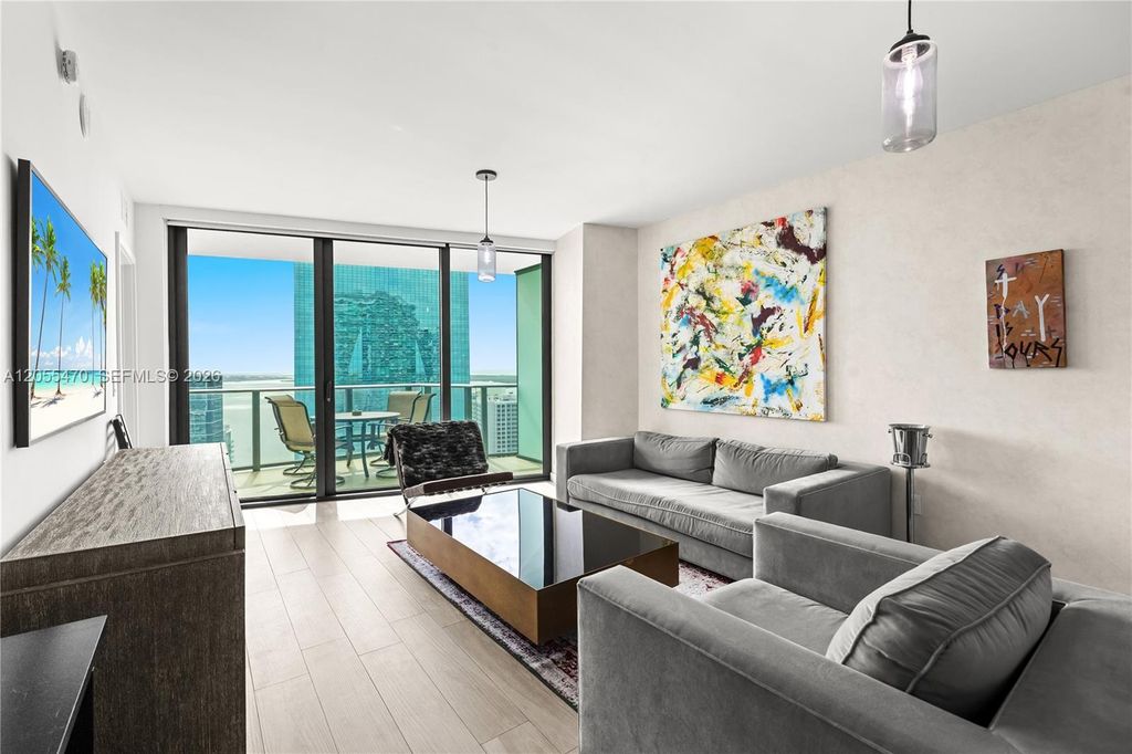 1300 S Miami Ave 3303, Miami, FL 33130