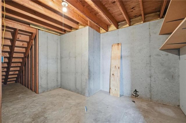 113 E Sierra Drive, Raymore, MO 64083