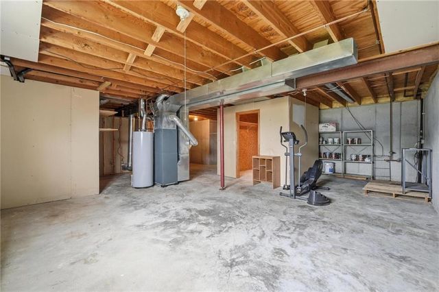 113 E Sierra Drive, Raymore, MO 64083
