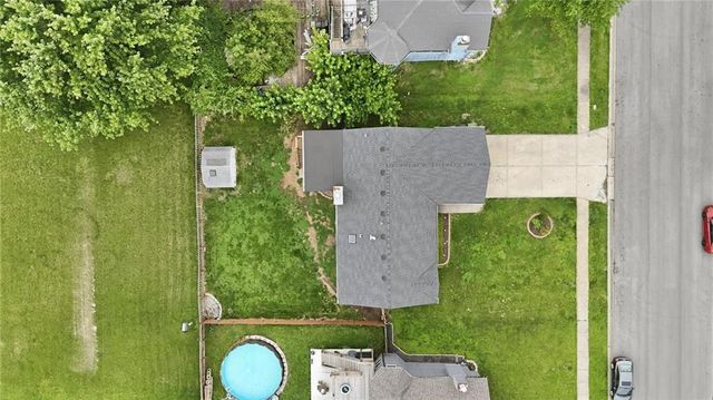 113 E Sierra Drive, Raymore, MO 64083