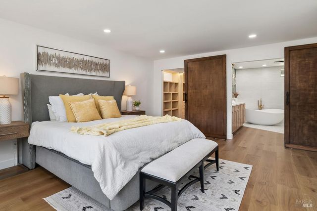 36 Capilano Dr, Novato, CA 94949