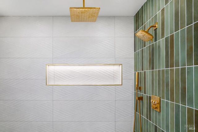 36 Capilano Dr, Novato, CA 94949