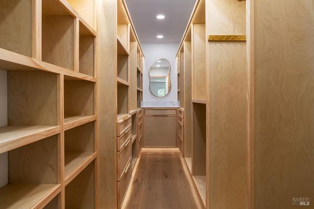 36 Capilano Dr, Novato, CA 94949