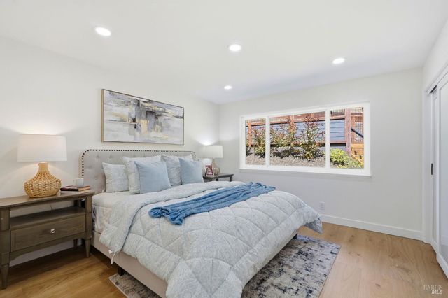 36 Capilano Dr, Novato, CA 94949