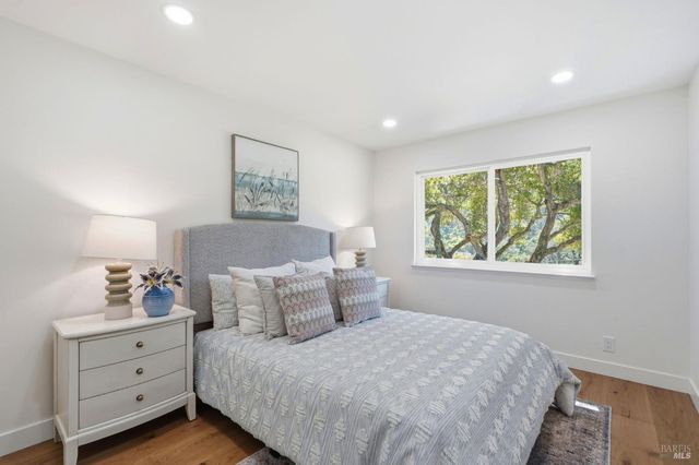 36 Capilano Dr, Novato, CA 94949