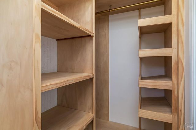 36 Capilano Dr, Novato, CA 94949