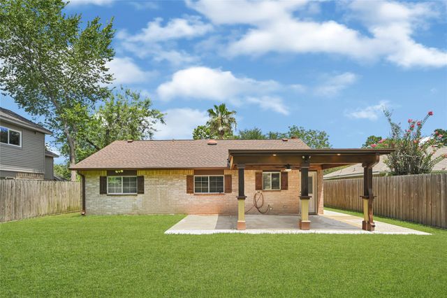 4806 Hickorygate, Spring, TX 77373