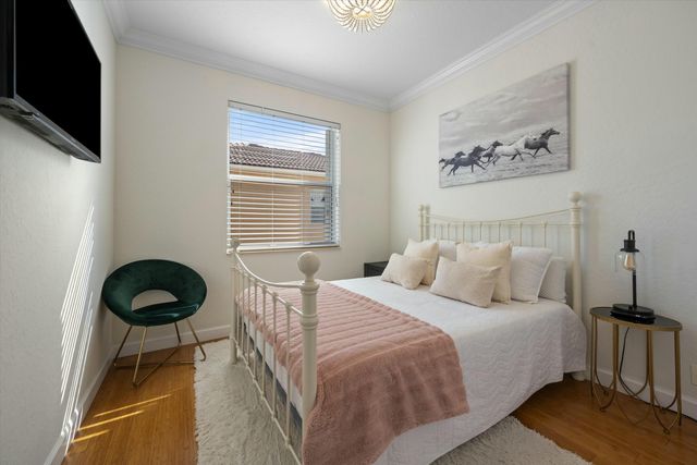 1386 Beacon Circle, Wellington, FL 33414