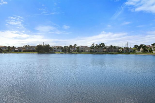 1386 Beacon Circle, Wellington, FL 33414