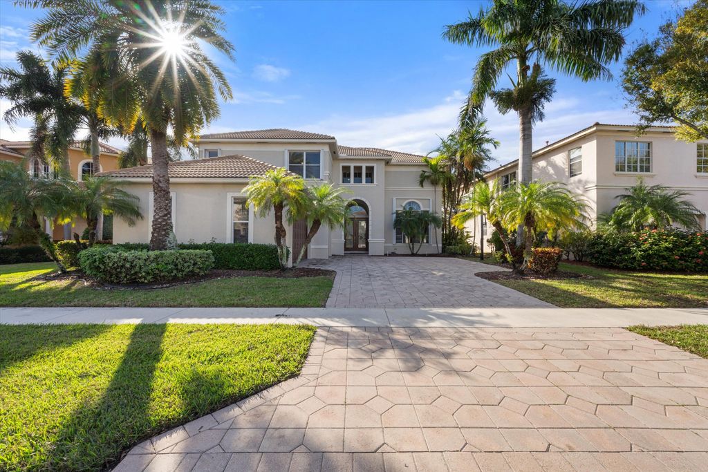 1386 Beacon Circle, Wellington, FL 33414