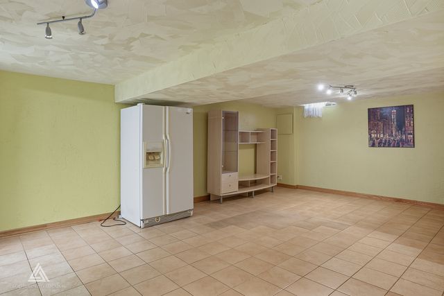 243 Washington Square, Wood Dale, IL 60191