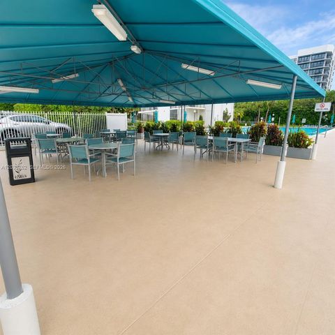 800 Parkview Drive 512, Hallandale Beach, FL 33009