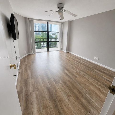 800 Parkview Drive 512, Hallandale Beach, FL 33009