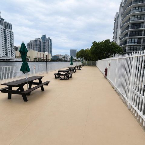 800 Parkview Drive 512, Hallandale Beach, FL 33009