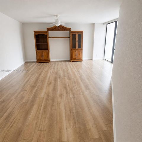 800 Parkview Drive 512, Hallandale Beach, FL 33009