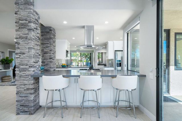 49 Columbia Drive, Rancho Mirage, CA 92270