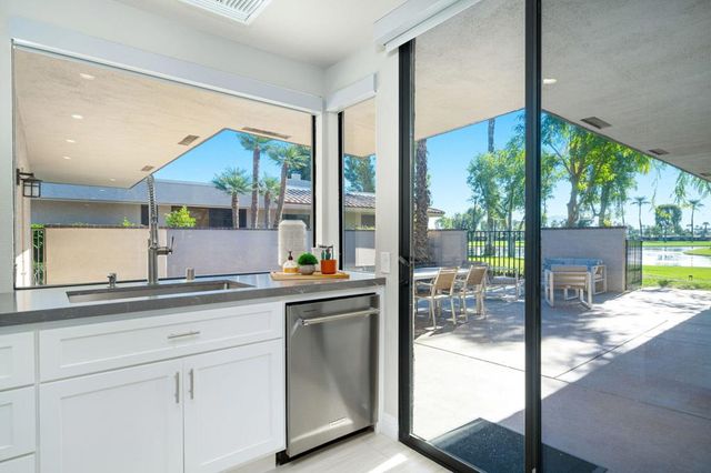 49 Columbia Drive, Rancho Mirage, CA 92270