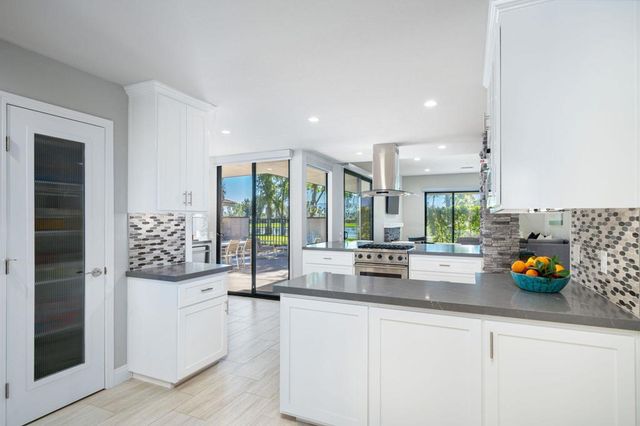 49 Columbia Drive, Rancho Mirage, CA 92270