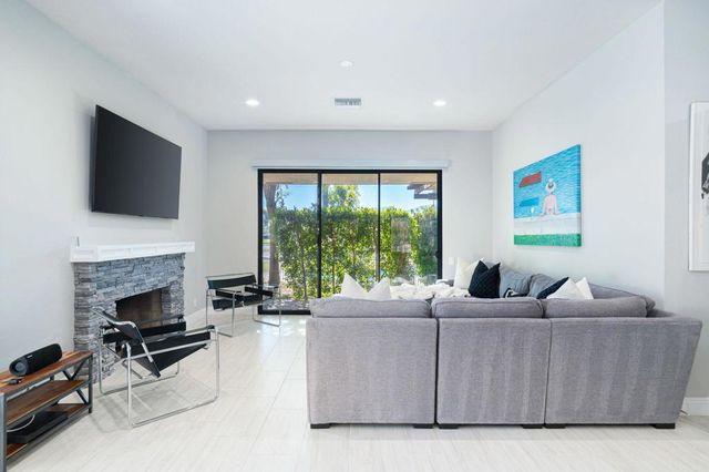49 Columbia Drive, Rancho Mirage, CA 92270