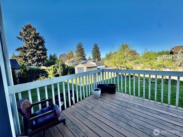 7711 40th Avenue Ct E, Tacoma, WA 98443