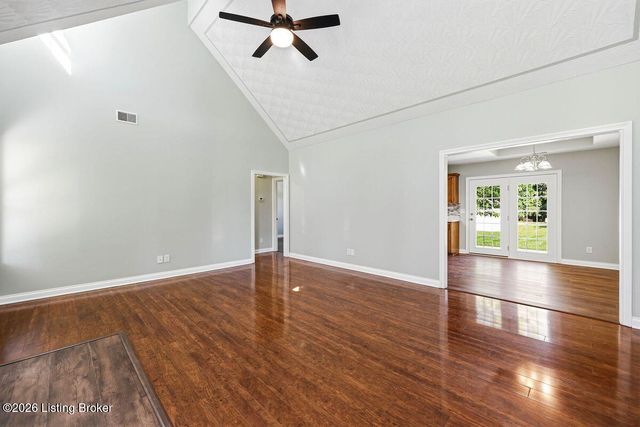 4080 Mobley Mill Rd, Coxs Creek, KY 40013