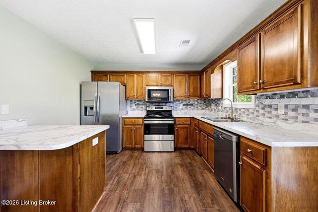 4080 Mobley Mill Rd, Coxs Creek, KY 40013